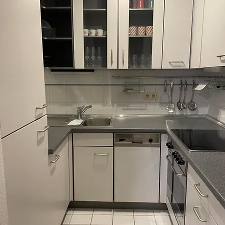 Essen Central Apartment *